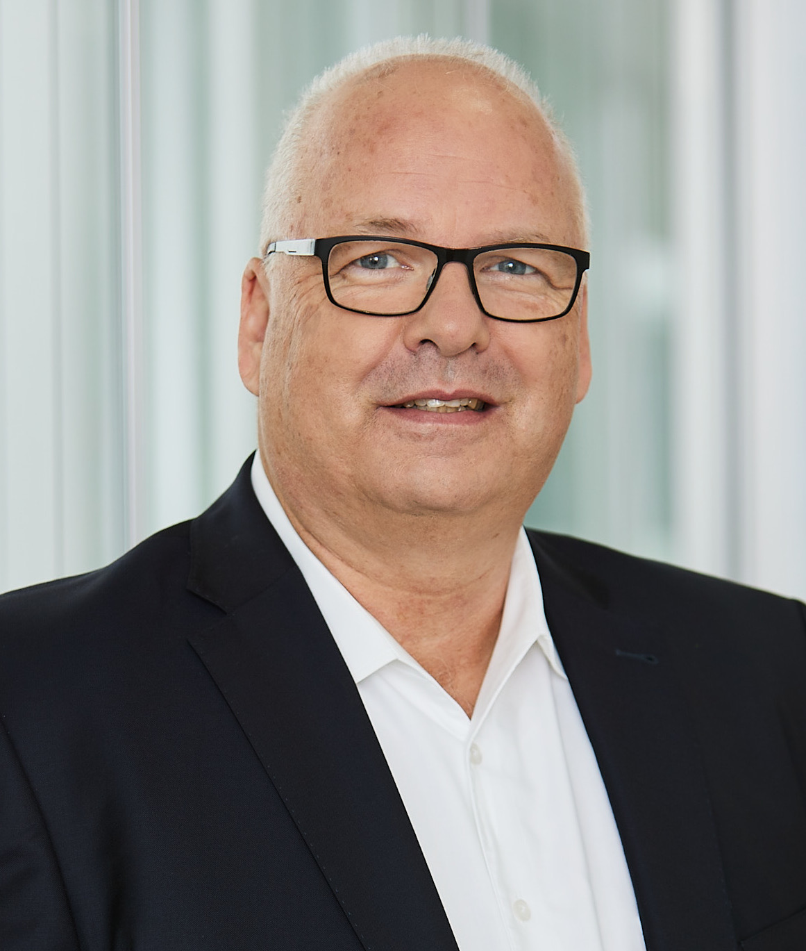 Dipl. Ing. (FH) Bernhard Metzger